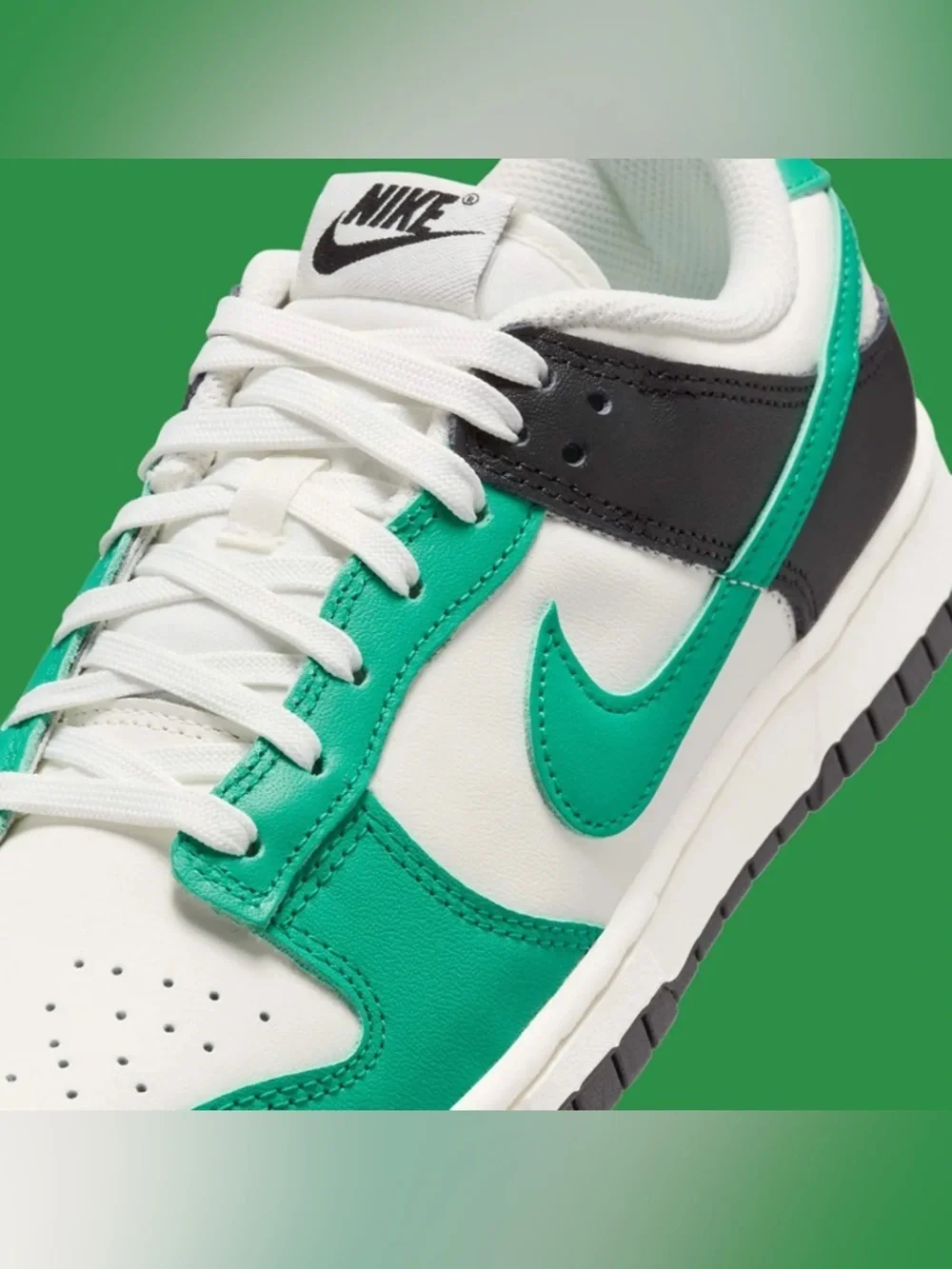 Nike Dunk Low Celtics US 6.5 EUC